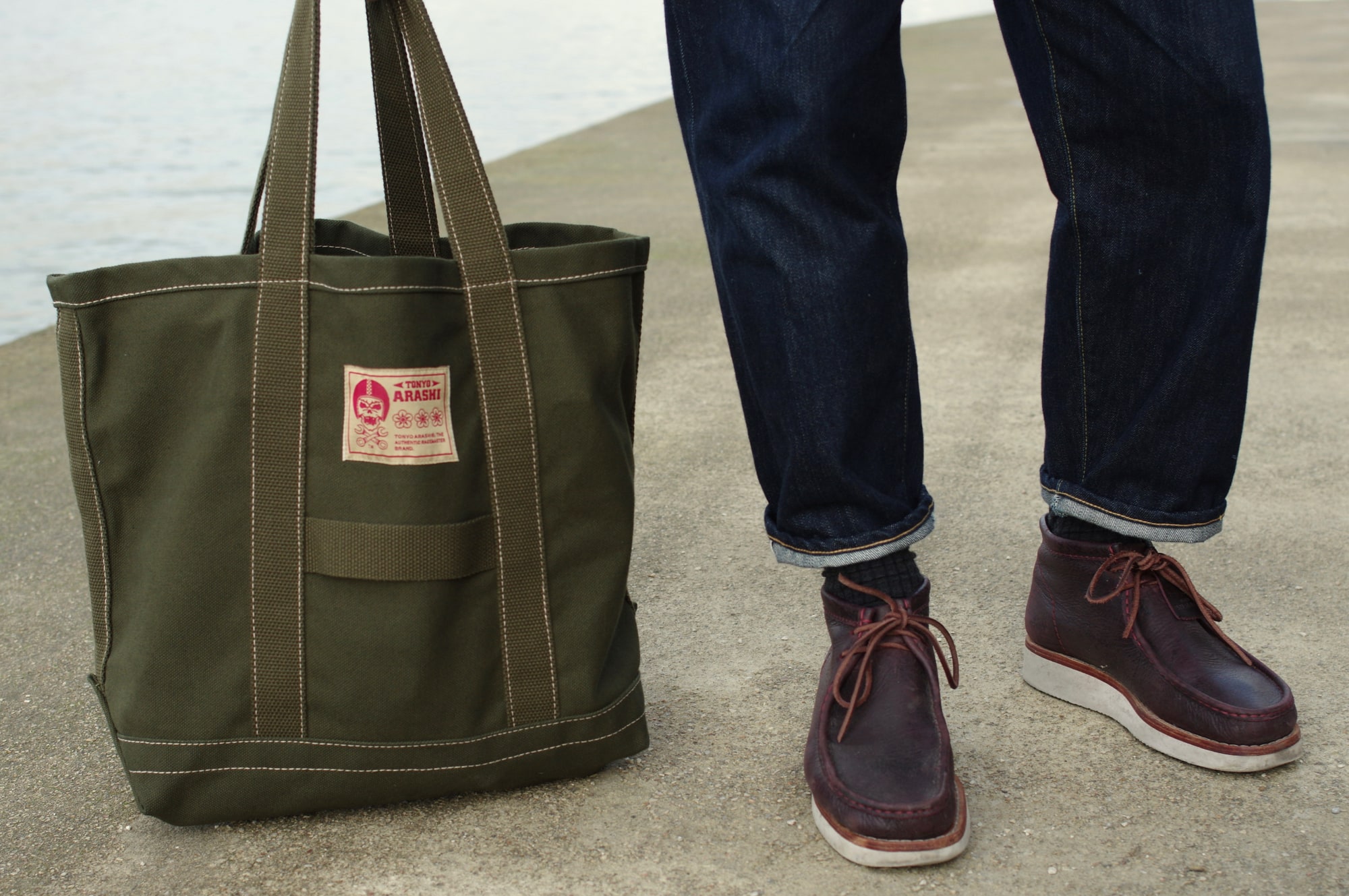 sac cabas tote bag d'inspiration militaire arashi denim idée sac à bandoulière homme style workwear