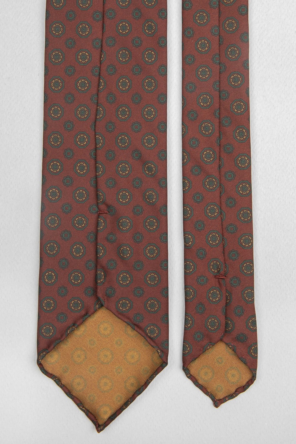 cravate dare in paris en soie couleur lie de vin à motif ottoman