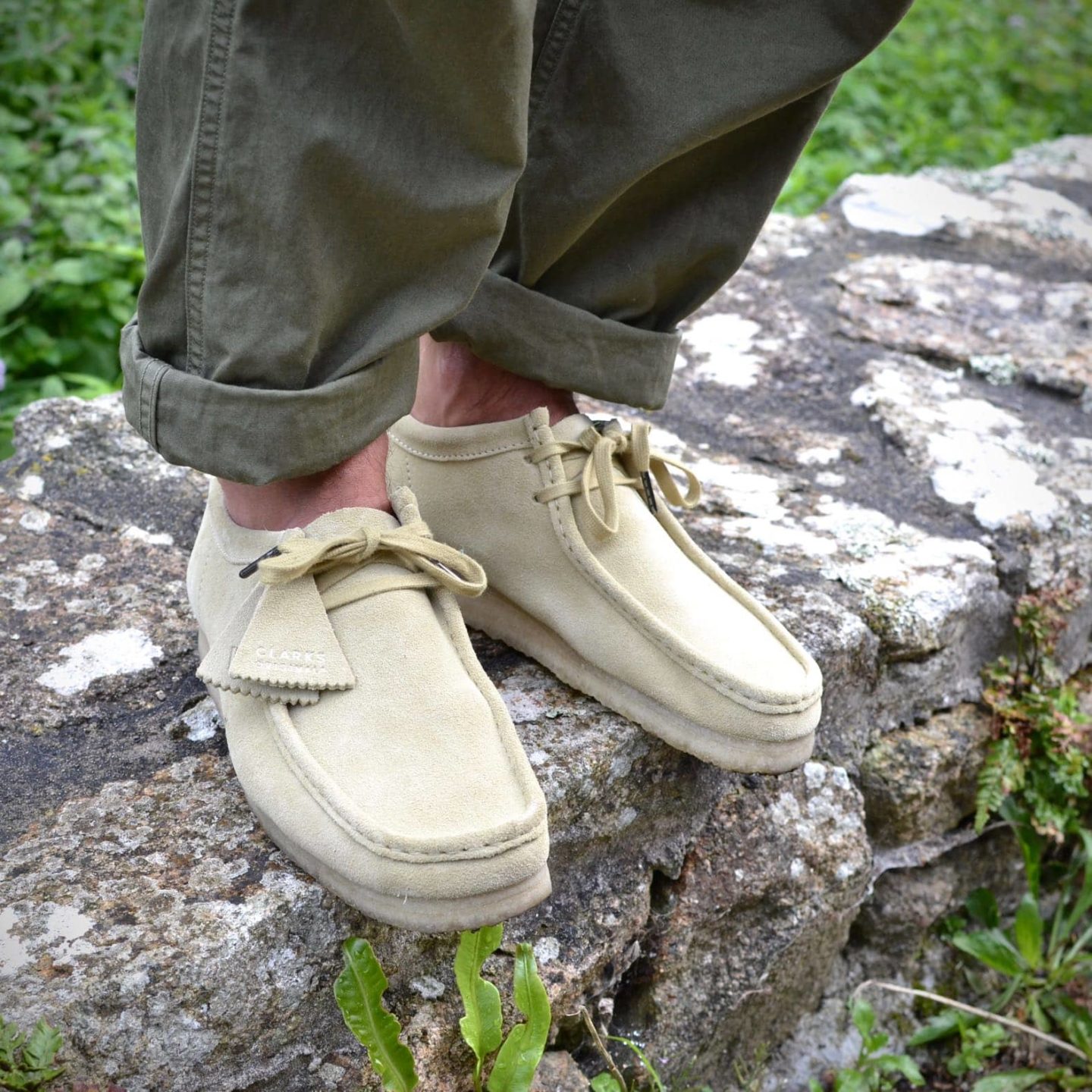 clarks wallabees maple suede