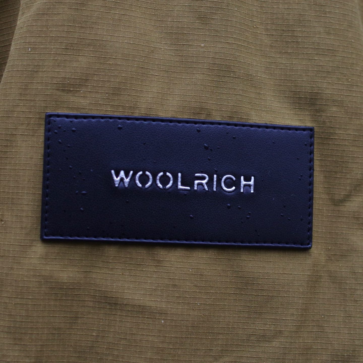 vêtement technqiue waterproof woolrich