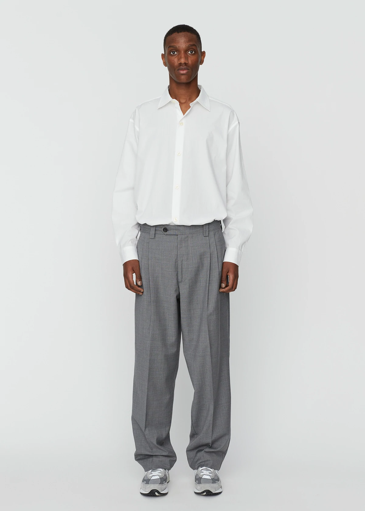 mfpen look homme chemise blanche pantalon oversize gris