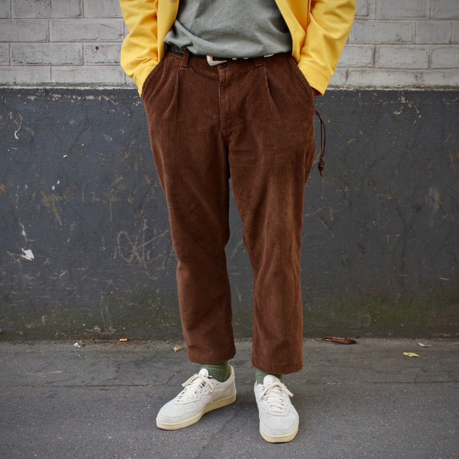 Look d'automne homme et conseils pour porter du jaune et du marron — free download