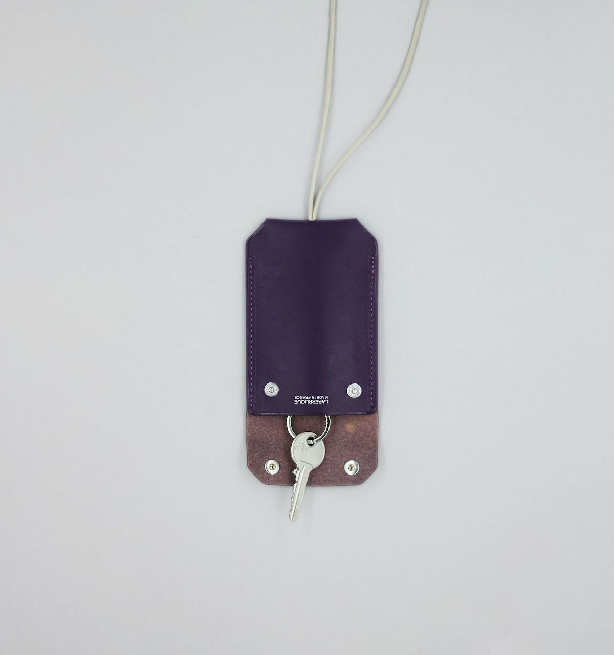 porte-clé violet laperruque by boras