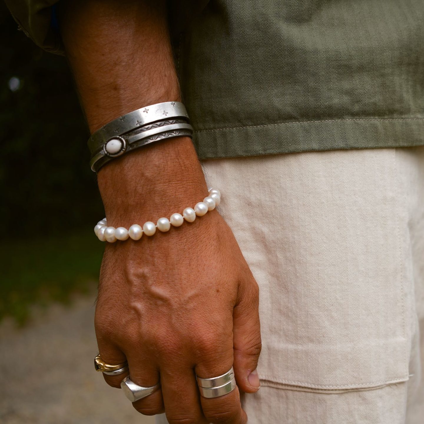 bracelet en perles vintage avec bracelet en argent de la marque Gilbert Gilbert by Boras
