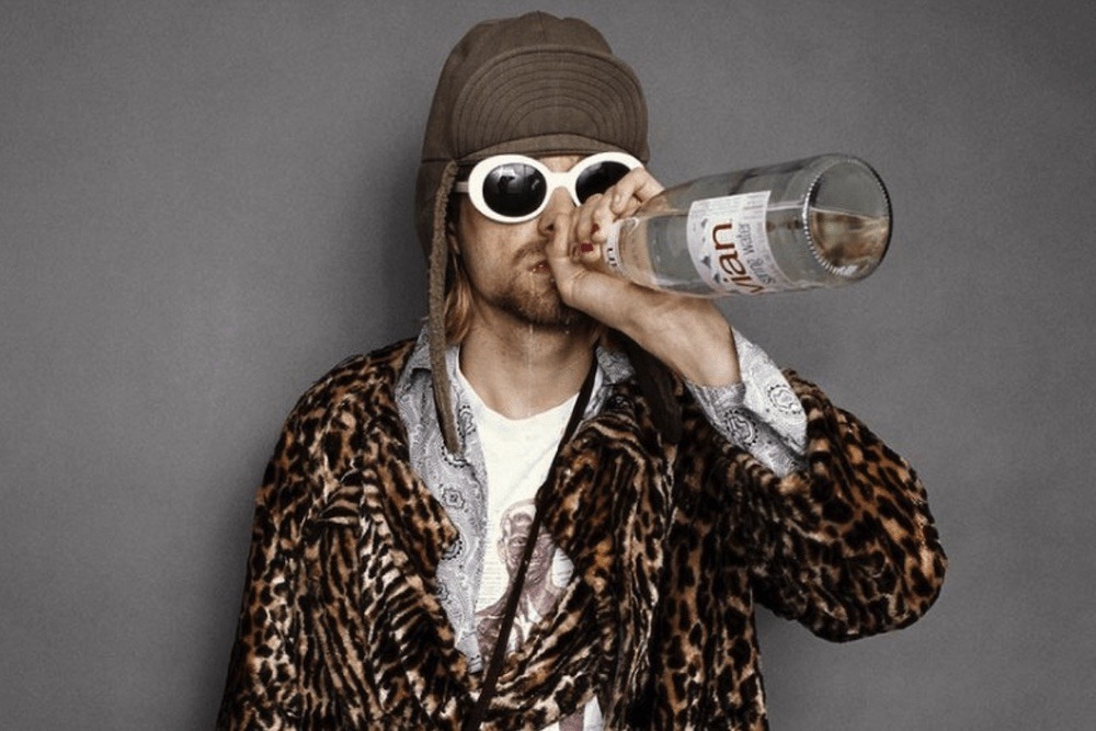 Kurt Cobain field hat jesse frohman photo shoot