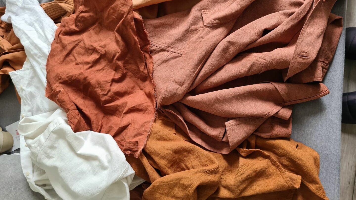 https://borasification.com/histon-x-couleur-garance-chemisettes-lin-teintures-naturelles/