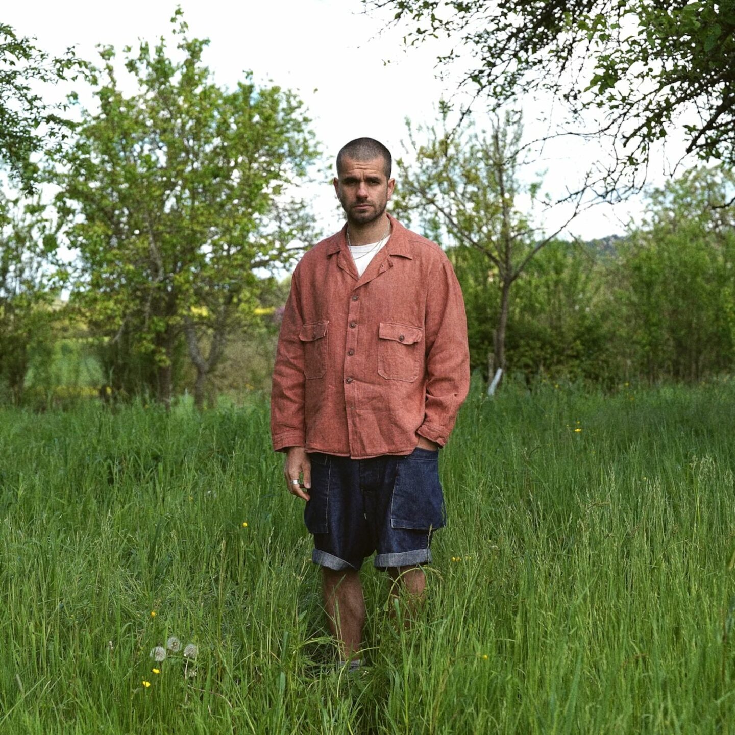 surchemise militaire type utility shirt en lin teintée naturelle en vieux rose hsiton by boras