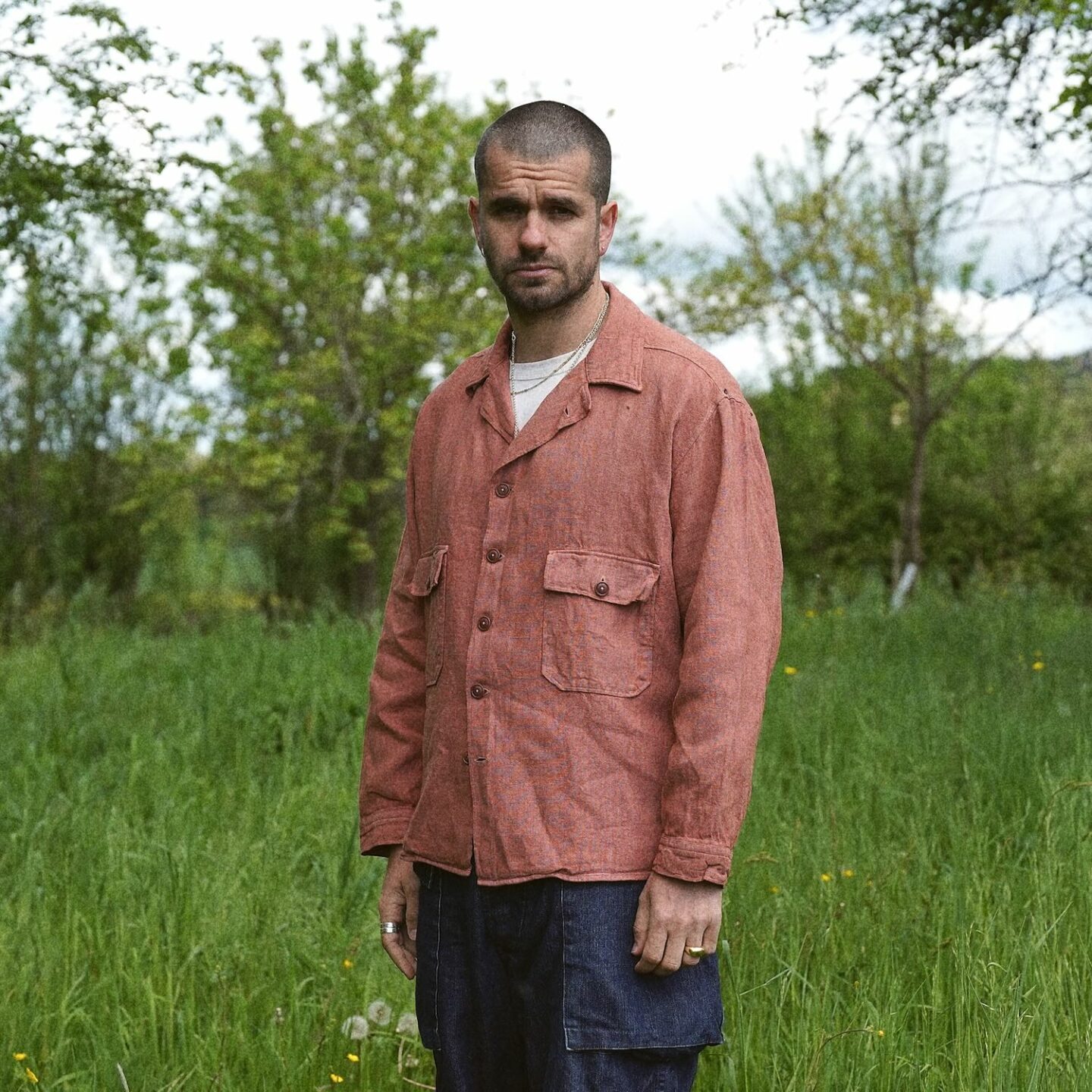 surchemise militaire type utility shirt en lin teintée naturelle en vieux rose hsiton by boras