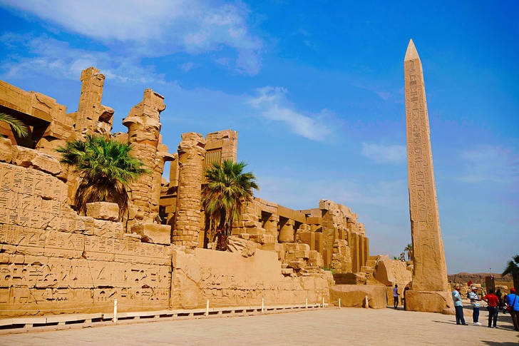 obélisque du temple de karnak en Egypte 