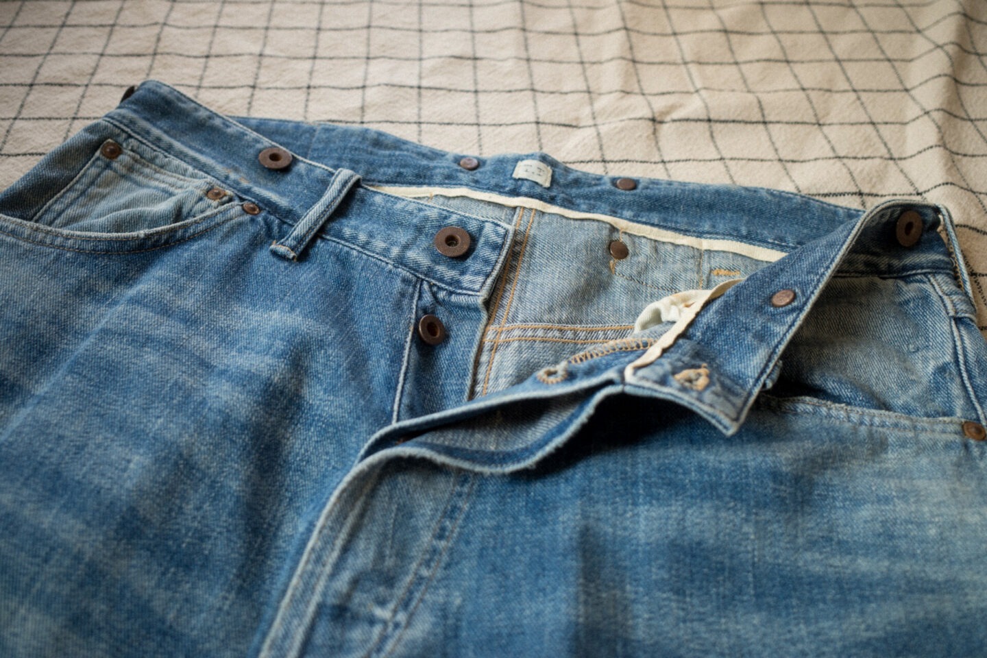 Jean LOT 704 Denim damaged indigo washed