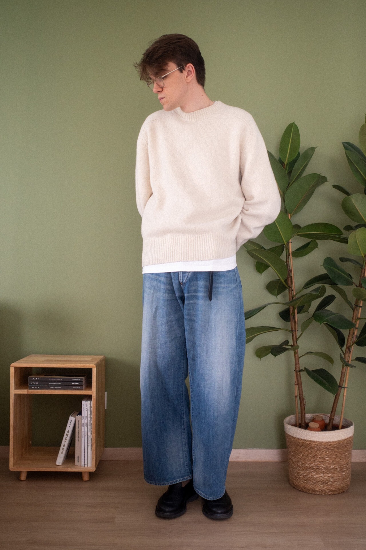 Tenue homme hiver oversize jean Taiga Takahashi Pull yak t-shirt Yoko Sakamoto mocassins Dries Van Noten noirs