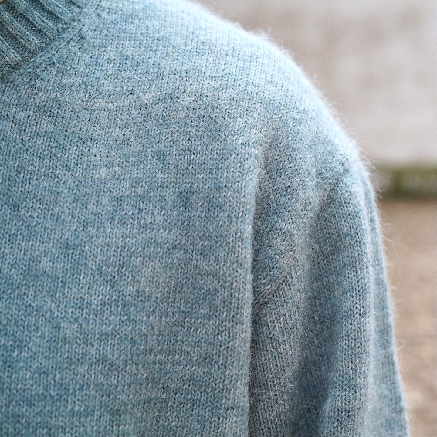 pull cos en laine et alpaga coupe oversize bleu chiné homme