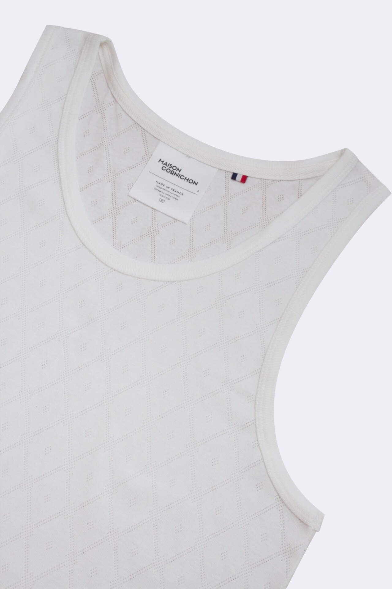 débardeur pour homme type maillot de corps en maille ajourée fait en france par Maison Cornichon et le styliste Boras