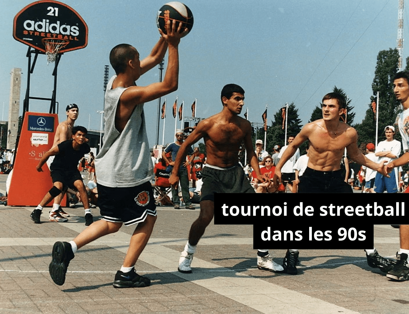photo d'archive d'un tournoi de basketball dans les années 9às organisée par adidas streetball