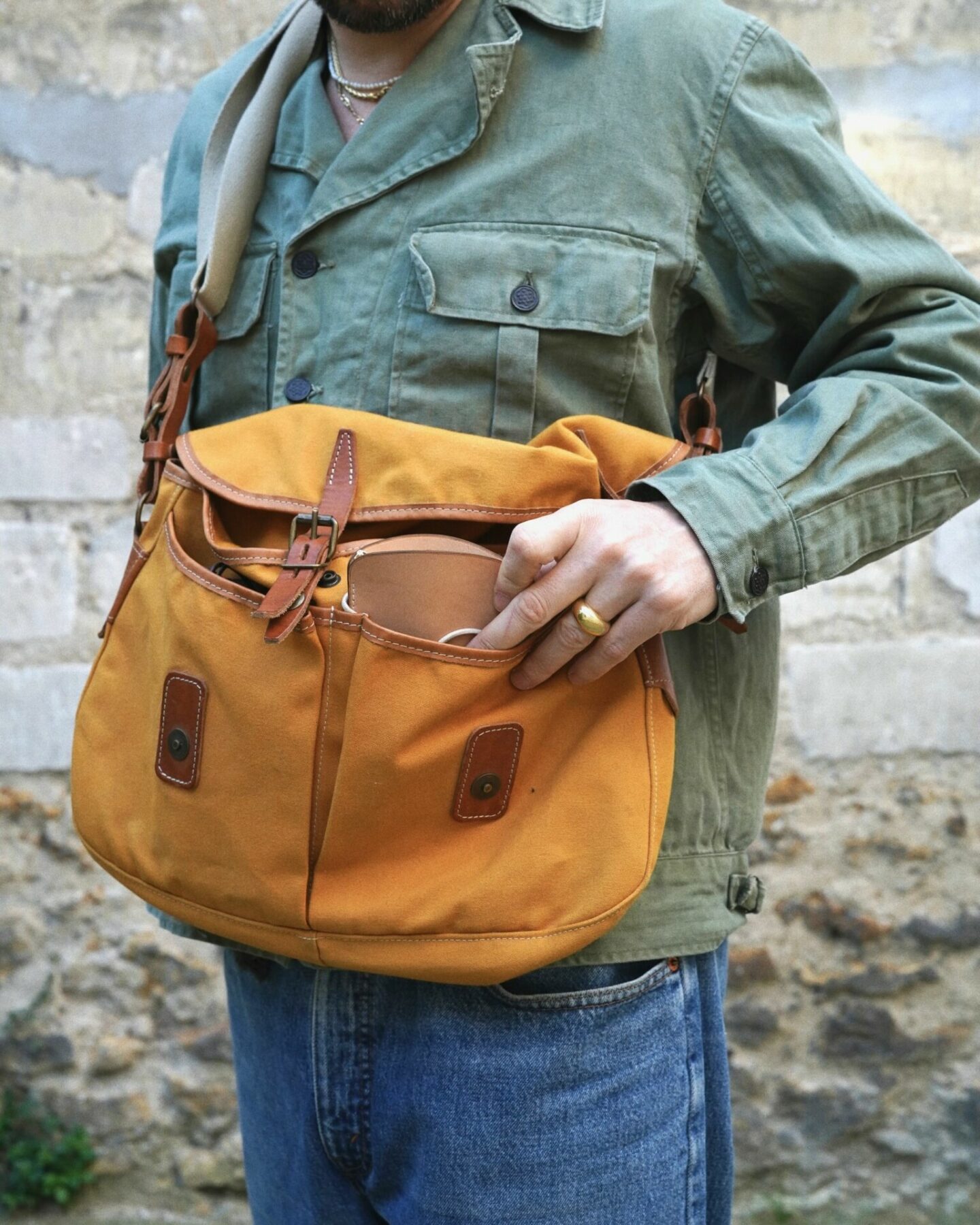 porte-clés cloche en cuir naturel de la marque laperruque