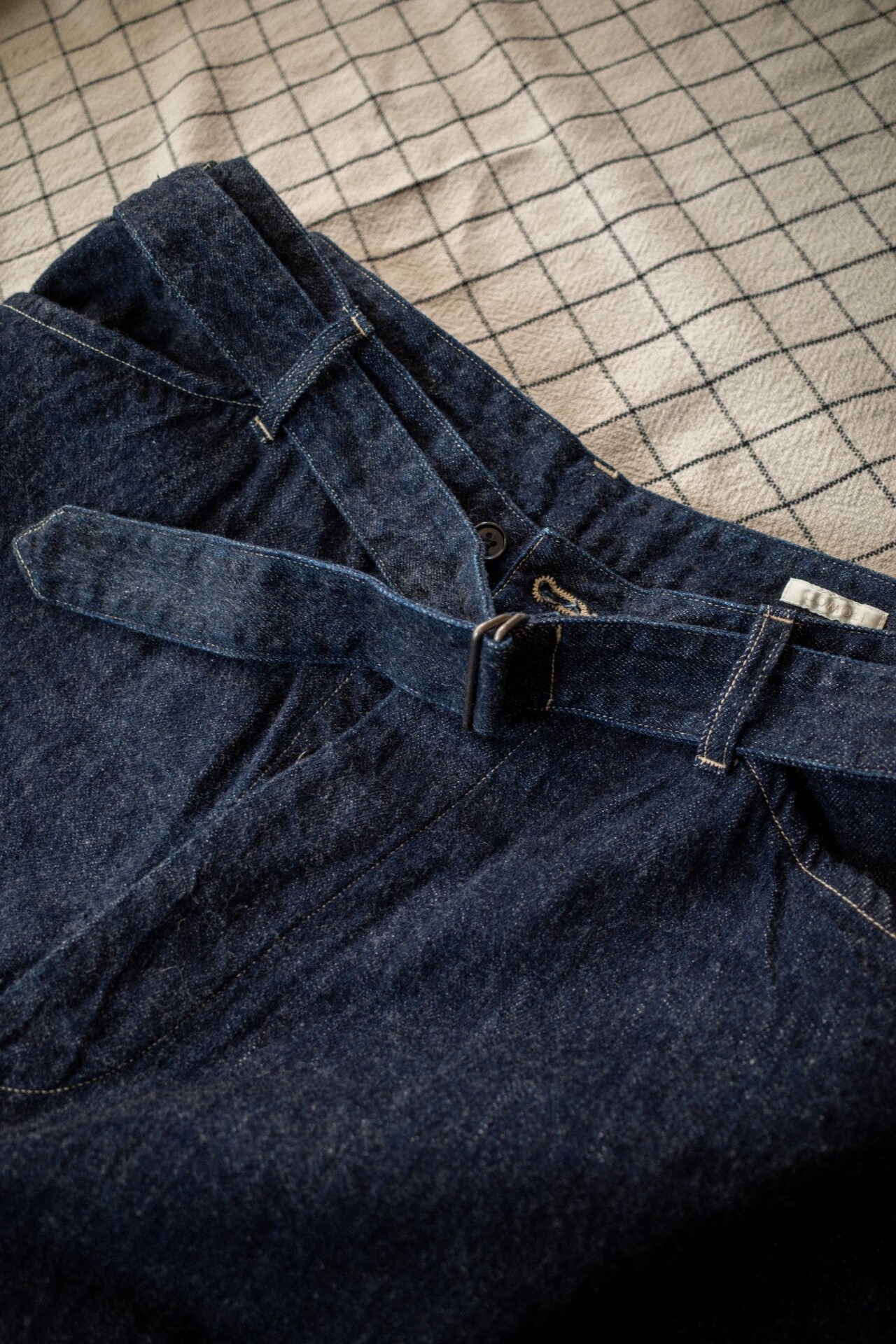 Comoli marque japon jean Belted denim pants indigo