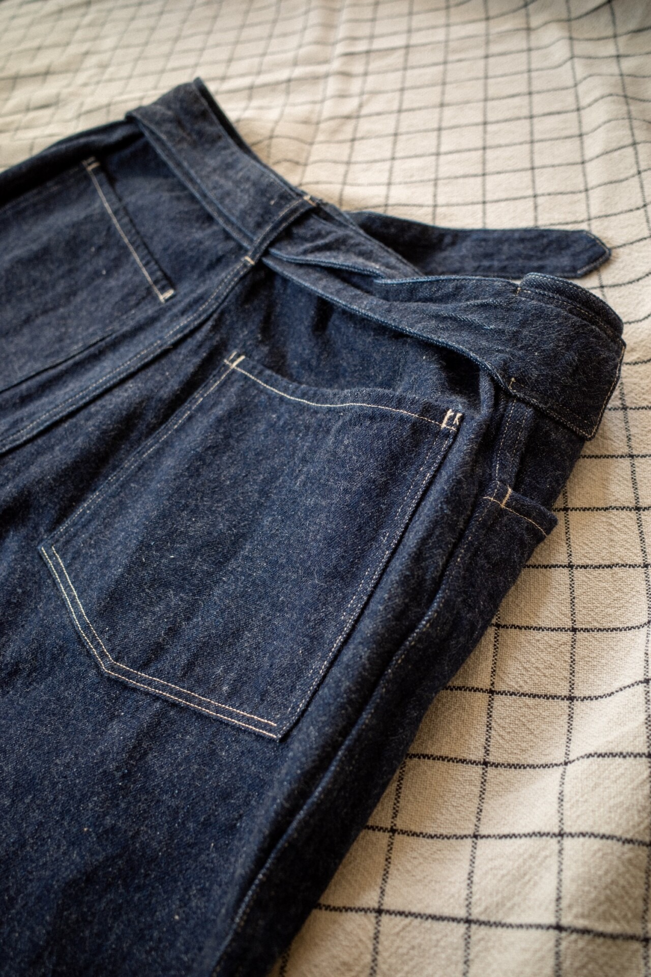 Belted Denim pants indigo