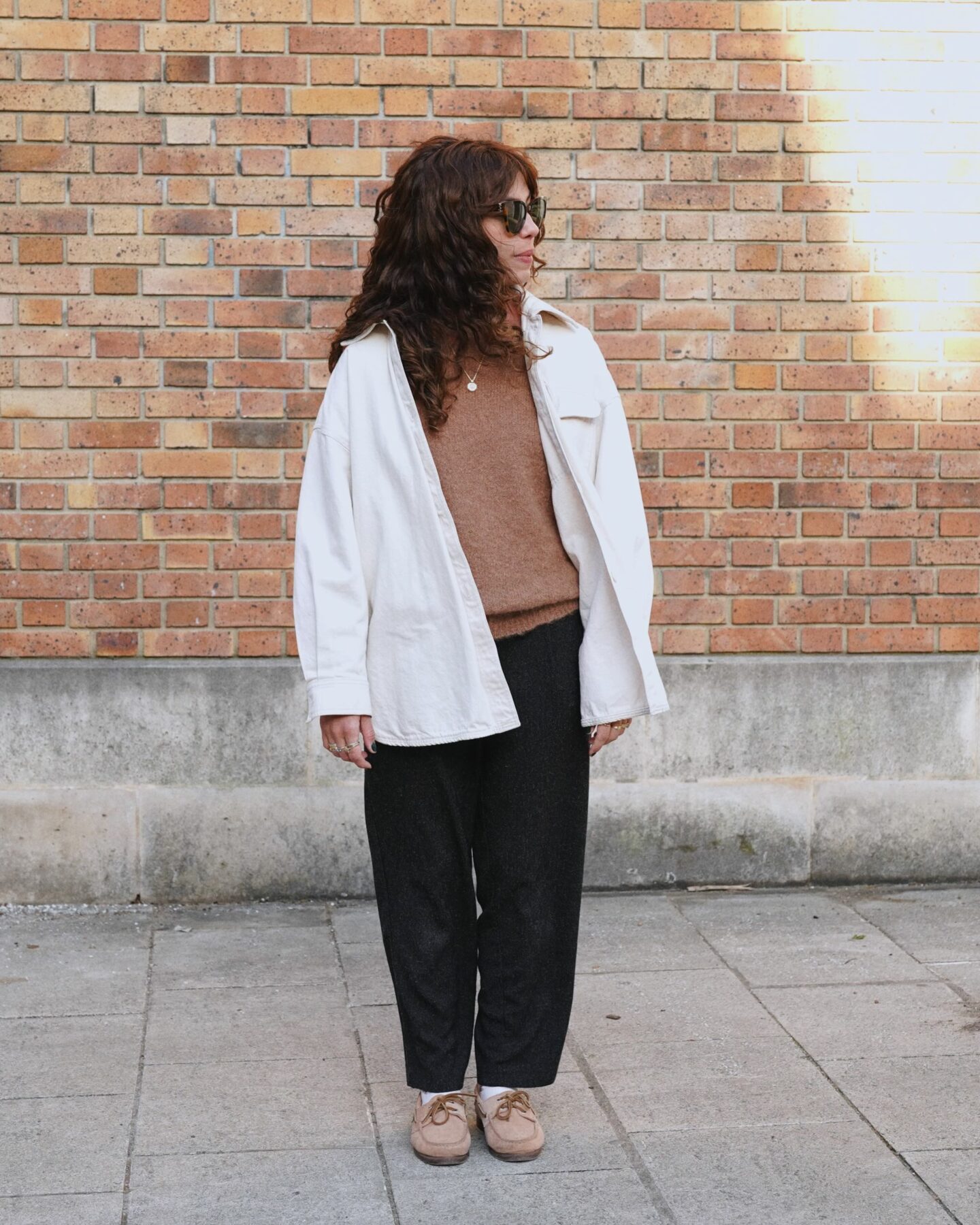 comment bien port&eacute; des coupes oversize quand on est une femme petite