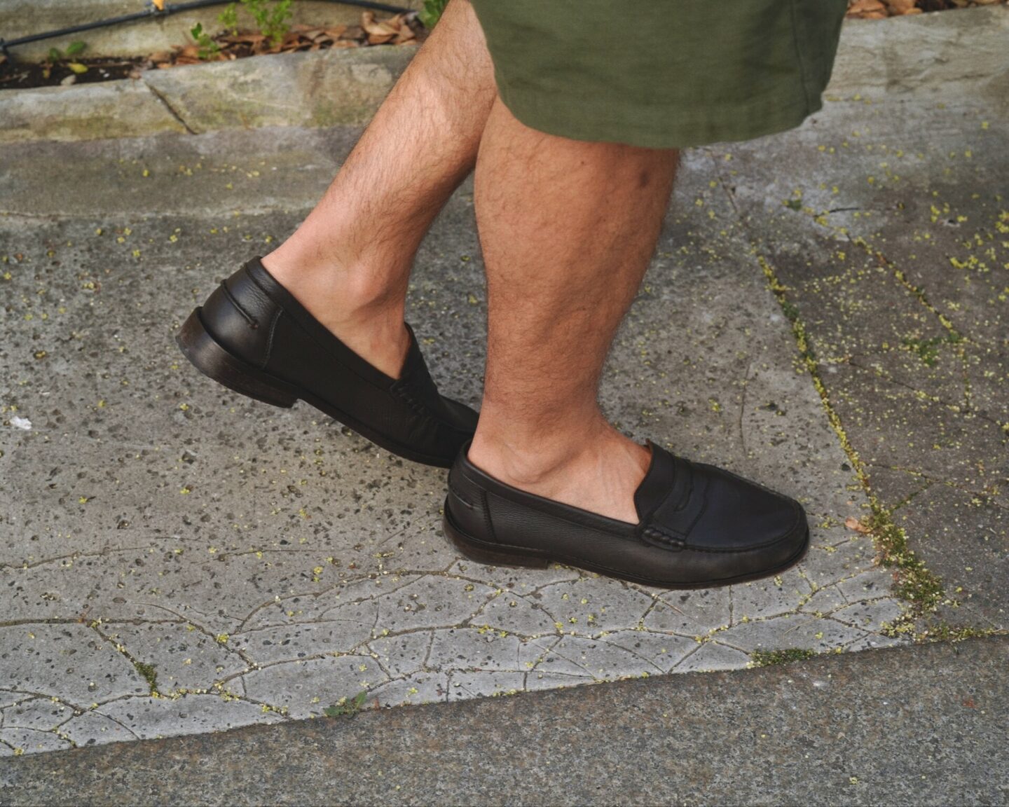 mocassins en cuir nojn doubl&eacute; de la marque maldroid, un mod&egrave;le confortable et l&eacute;ger pur les beaux jours appel&eacute; le Vauban